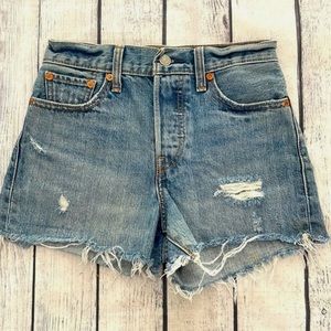 Levi’s Wedgie Short button up size 26